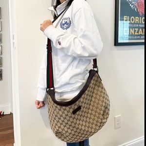 Gucci crossbody with matching wallet